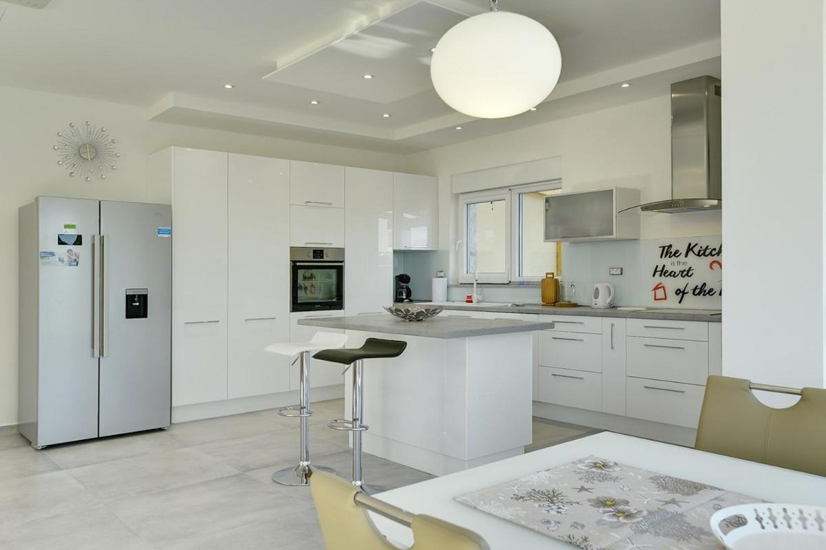 Villa White Barbariga Εξωτερικό φωτογραφία
